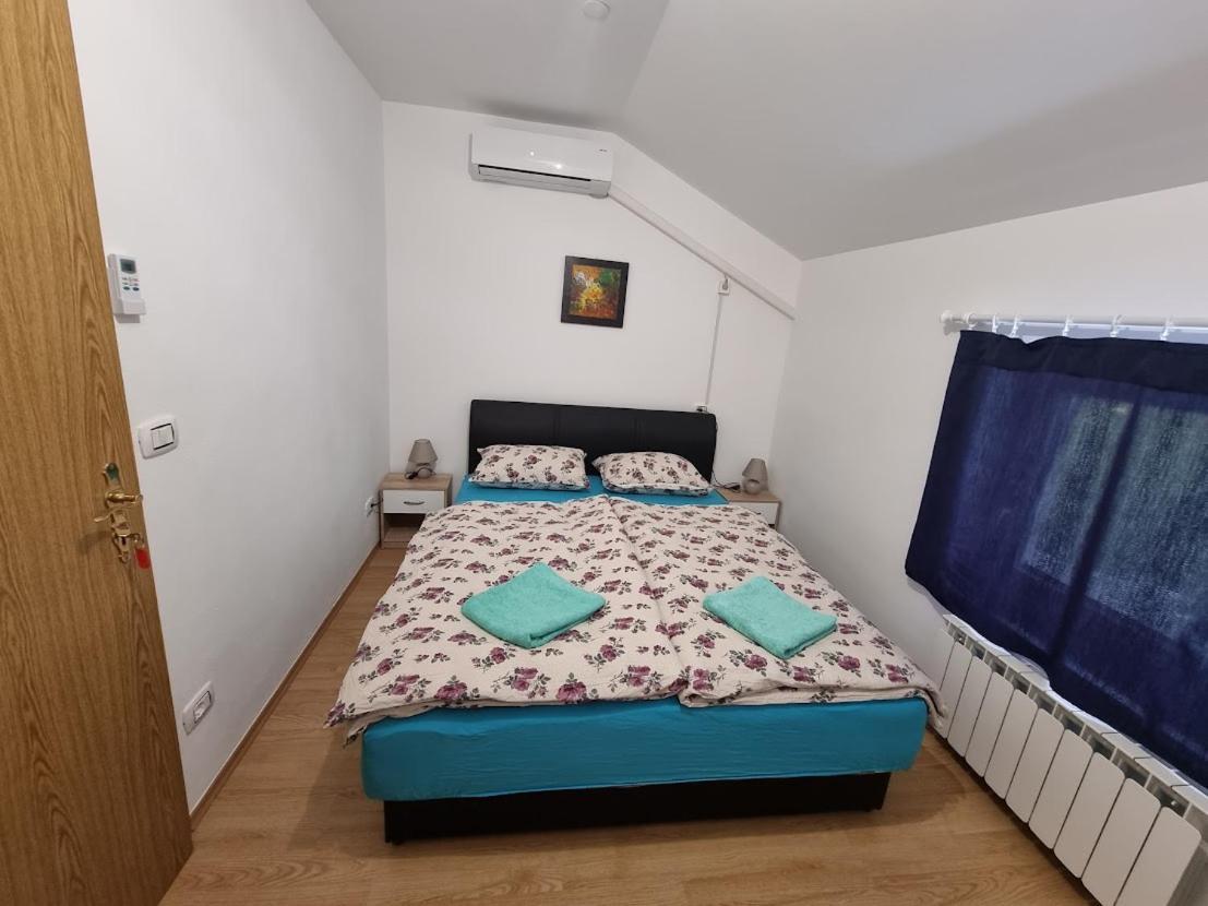 Apartma Patricija - Big Apartment For 6 Tolmin Εξωτερικό φωτογραφία