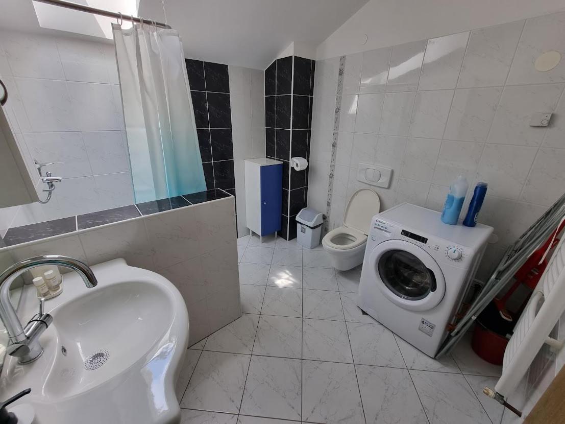 Apartma Patricija - Big Apartment For 6 Tolmin Εξωτερικό φωτογραφία